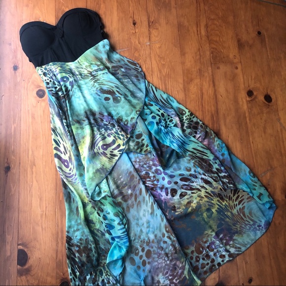 Dresses & Skirts - ✨2/40- Animal Print Dress